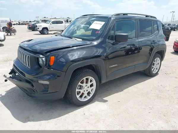 ZACNJDB19NPN90018 2022 JEEP RENEGADE - Image 2