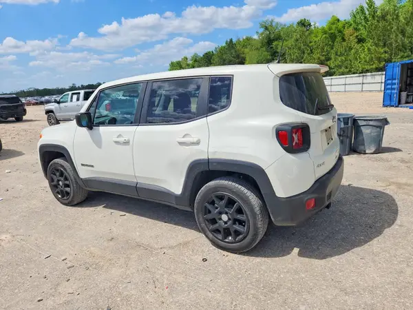 ZACNJDB19PPP14484 2023 JEEP RENEGADE - Image 2
