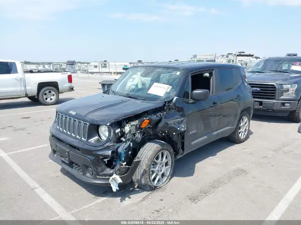 ZACNJDB19PPP24464 2023 JEEP RENEGADE - Image 2