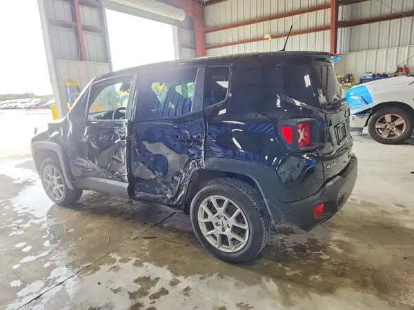 ZACNJDB19PPP28806 2023 JEEP RENEGADE - Image 2
