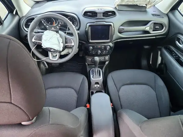 ZACNJDB19PPP34864 2023 JEEP RENEGADE - Image 8