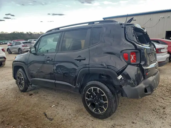 ZACNJDB19PPP41409 2023 JEEP RENEGADE - Image 2