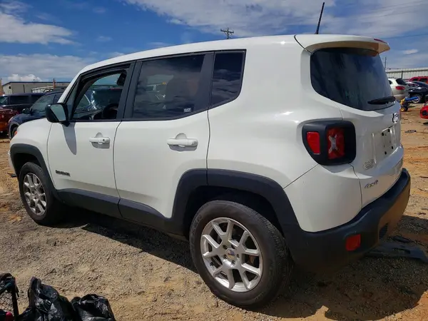 ZACNJDB19PPP54001 2023 JEEP RENEGADE - Image 2