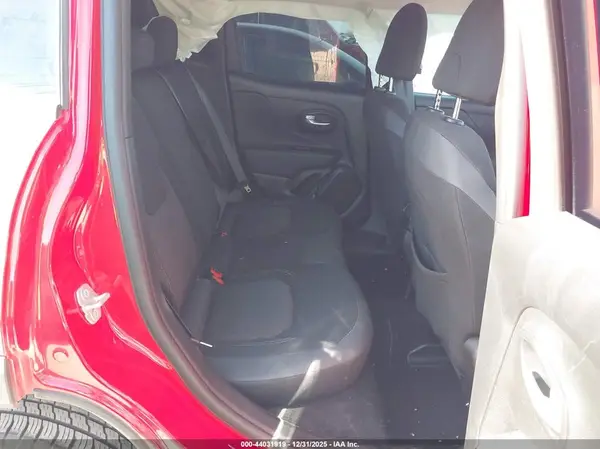 ZACNJDB19PPP61417 2023 JEEP RENEGADE - Image 8