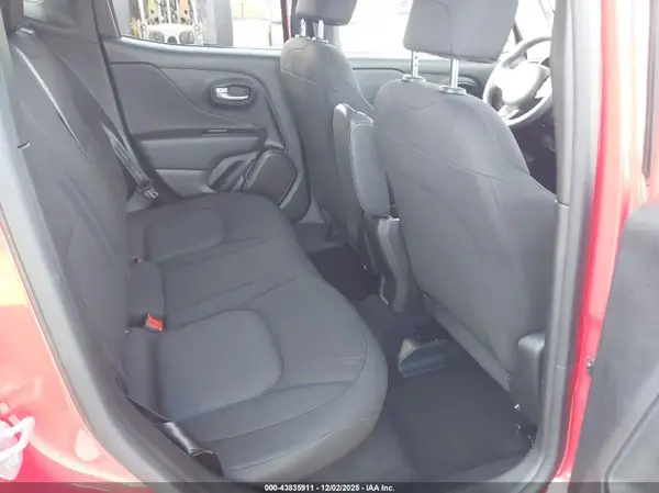 ZACNJDB19PPP63006 2023 JEEP RENEGADE - Image 8