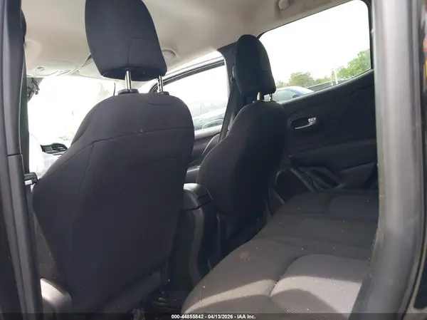 ZACNJDB19PPP67671 2023 JEEP RENEGADE - Image 8