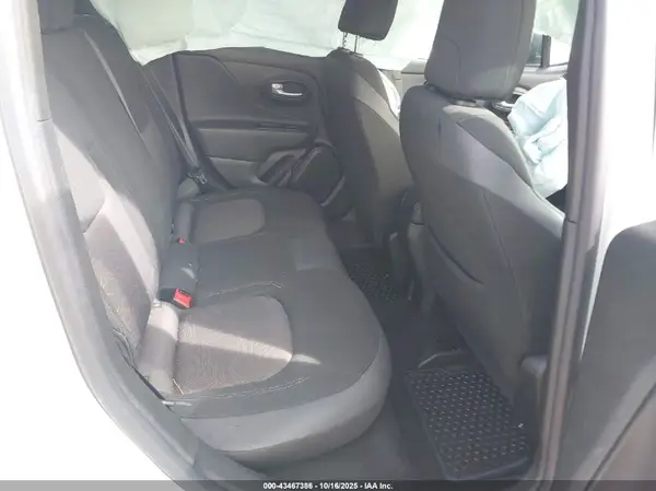 ZACNJDB19PPP72157 2023 JEEP RENEGADE - Image 8