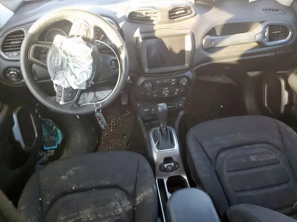 ZACNJDB1XNPN92005 2022 JEEP RENEGADE - Image 8