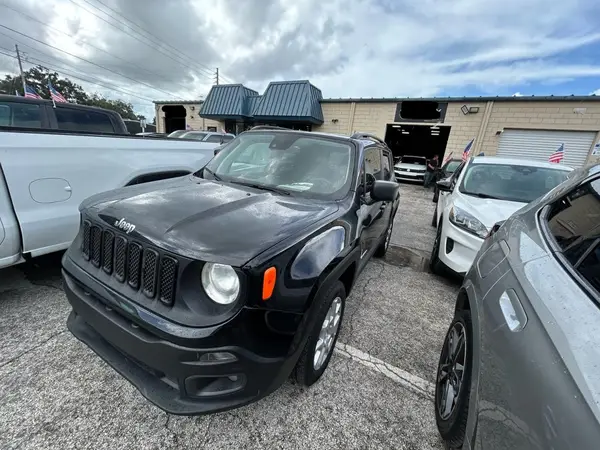 ZACNJDB1XNPN96278 2022 JEEP RENEGADE - Image 2