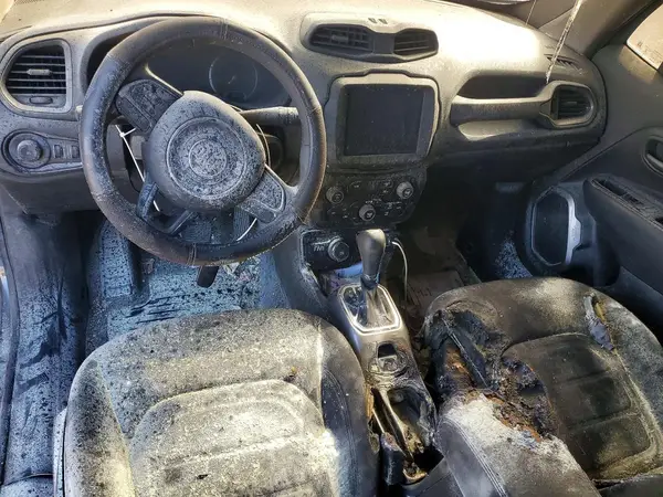 ZACNJDB1XNPN98001 2022 JEEP RENEGADE - Image 8