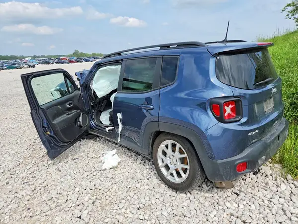ZACNJDB1XPPP61605 2023 JEEP RENEGADE - Image 2