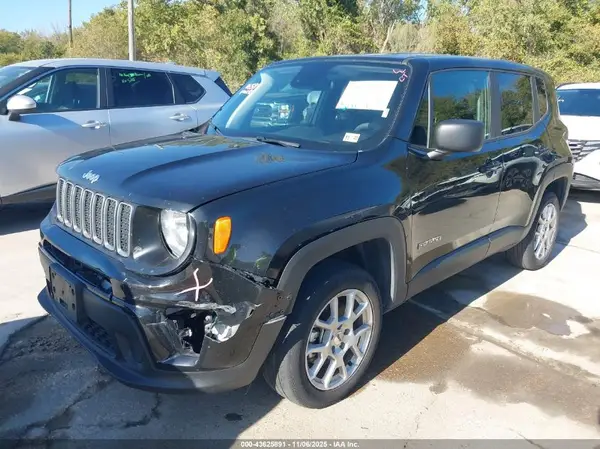 ZACNJDB1XPPP63001 2023 JEEP RENEGADE - Image 2