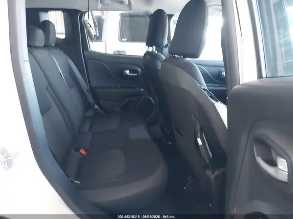 ZACNJDB1XPPP64147 2023 JEEP RENEGADE - Image 8
