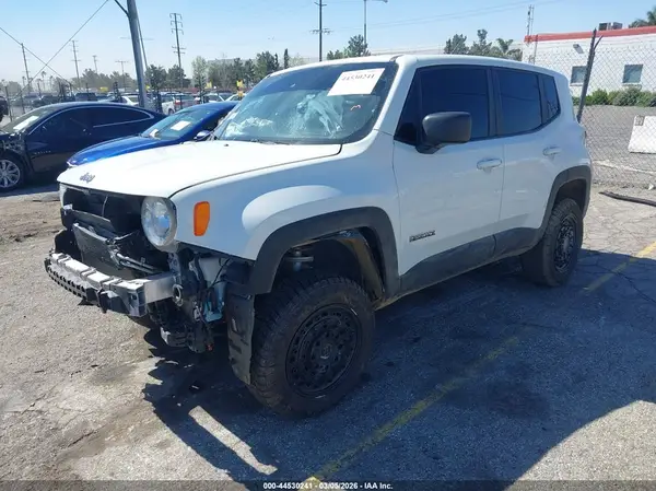 ZACNJDB1XPPP67193 2023 JEEP RENEGADE - Image 2