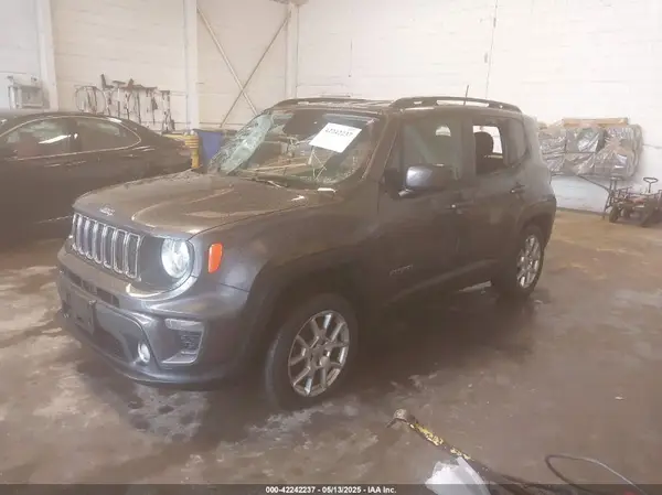 ZACNJDBB0MPM28530 2021 JEEP RENEGADE - Image 2