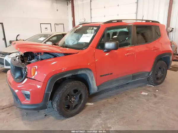 ZACNJDBB0MPM49121 2021 JEEP RENEGADE - Image 2