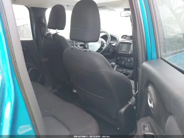 ZACNJDBB0MPM92423 2021 JEEP RENEGADE - Image 8
