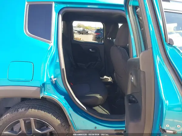 ZACNJDBB0MPN08250 2021 JEEP RENEGADE - Image 8