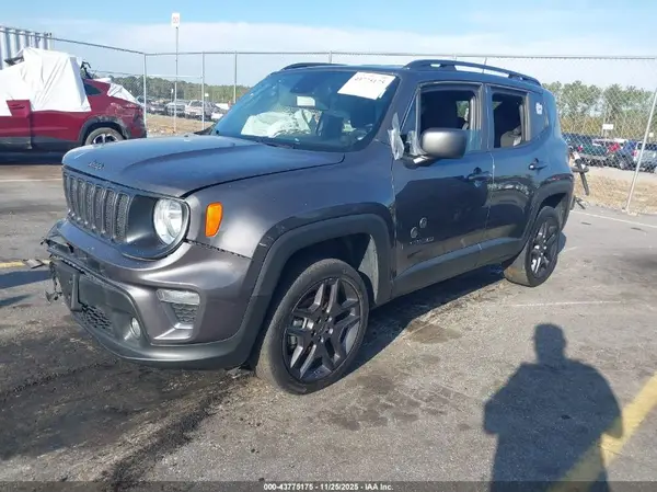 ZACNJDBB0MPN09446 2021 JEEP RENEGADE - Image 2