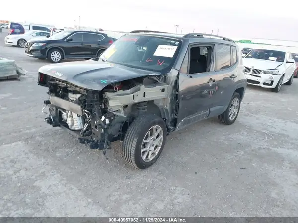 ZACNJDBB0MPN13884 2021 JEEP RENEGADE - Image 2