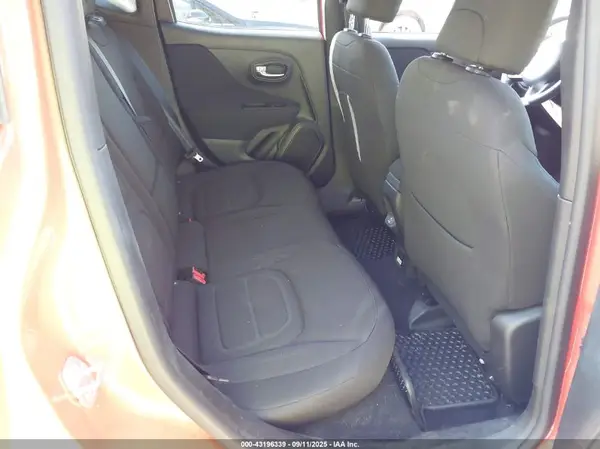 ZACNJDBB1MPM39956 2021 JEEP RENEGADE - Image 8