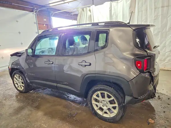 ZACNJDBB1MPM41898 2021 JEEP RENEGADE - Image 2