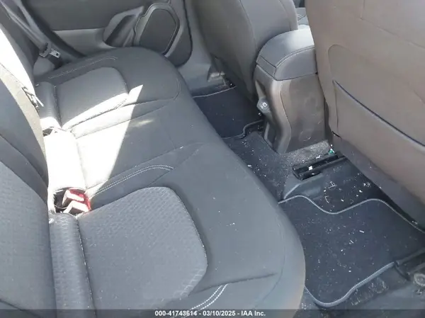 ZACNJDBB1MPM77865 2021 JEEP RENEGADE - Image 8