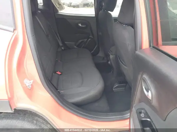 ZACNJDBB2MPM58595 2021 JEEP RENEGADE - Image 8