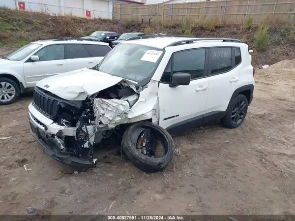 ZACNJDBB2MPN13045 2021 JEEP RENEGADE - Image 2