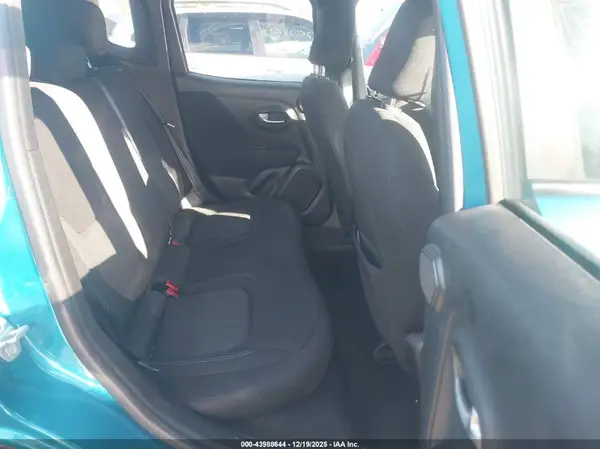 ZACNJDBB2MPN33070 2021 JEEP RENEGADE - Image 8
