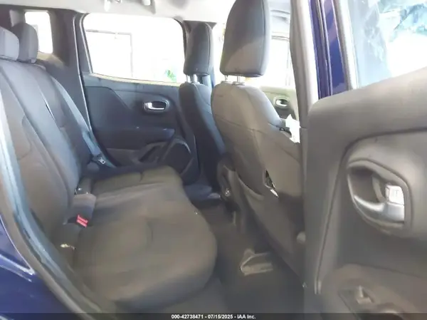 ZACNJDBB2MPN33148 2021 JEEP RENEGADE - Image 8