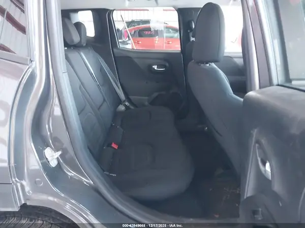 ZACNJDBB3MPN11613 2021 JEEP RENEGADE - Image 8