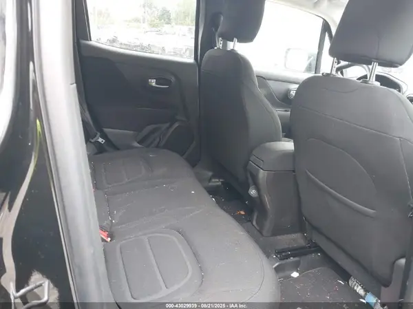 ZACNJDBB3MPN22563 2021 JEEP RENEGADE - Image 8