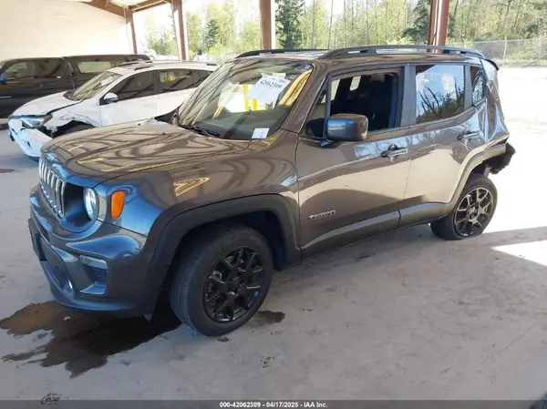 ZACNJDBB4MPN14004 2021 JEEP RENEGADE - Image 2