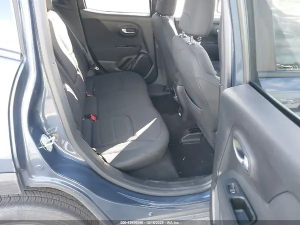 ZACNJDBB4MPN26475 2021 JEEP RENEGADE - Image 8
