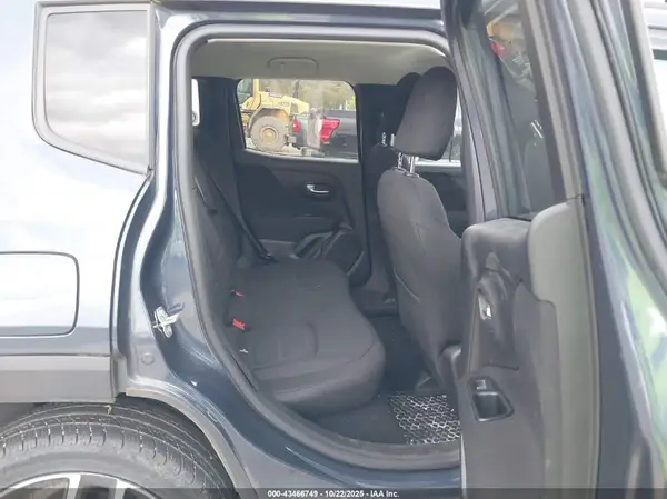 ZACNJDBB5MPM37515 2021 JEEP RENEGADE - Image 8