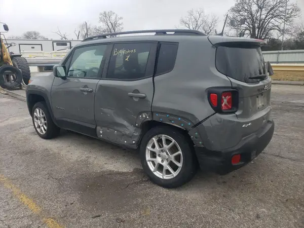 ZACNJDBB6MPM44327 2021 JEEP RENEGADE - Image 2