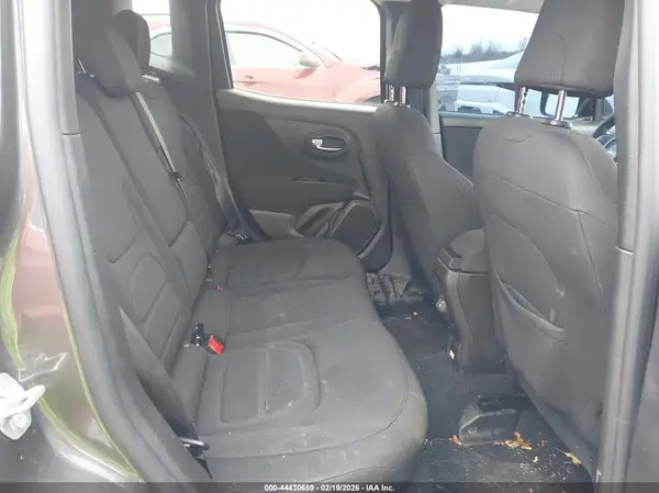 ZACNJDBB6MPN16997 2021 JEEP RENEGADE - Image 8