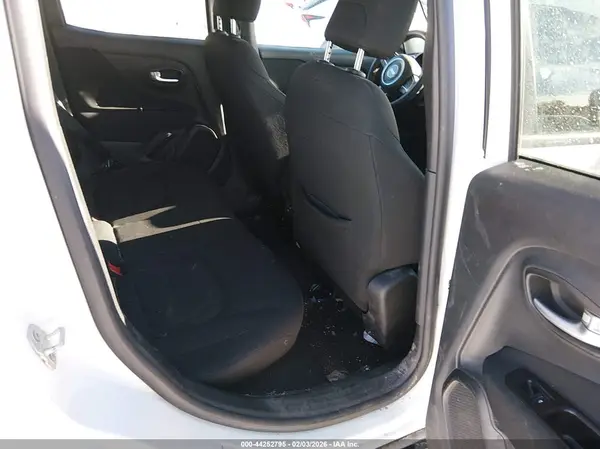 ZACNJDBB6MPN17549 2021 JEEP RENEGADE - Image 8
