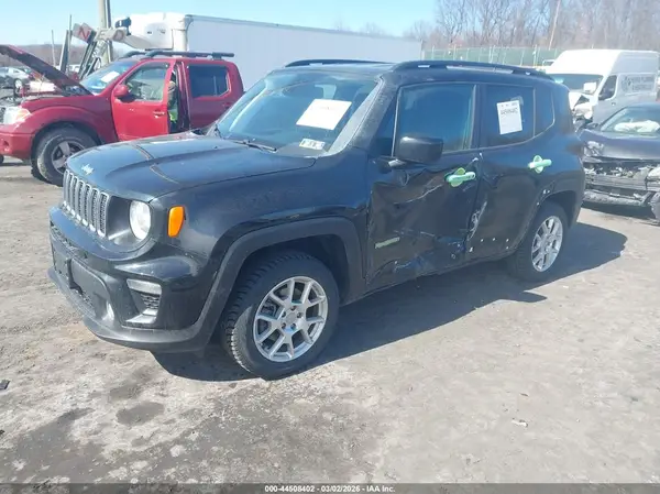 ZACNJDBB7MPM25057 2021 JEEP RENEGADE - Image 2