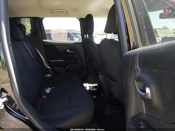 ZACNJDBB7MPM25575 2021 JEEP RENEGADE - Image 8