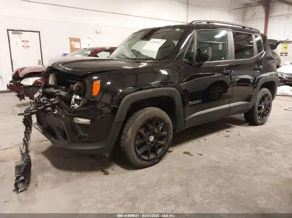 ZACNJDBB7MPM53604 2021 JEEP RENEGADE - Image 2