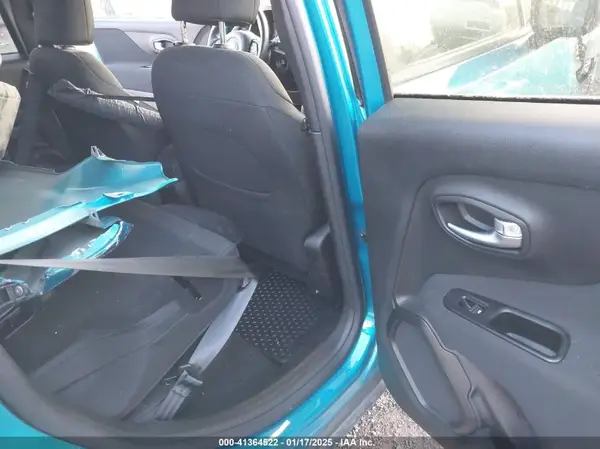 ZACNJDBB7MPM53764 2021 JEEP RENEGADE - Image 8
