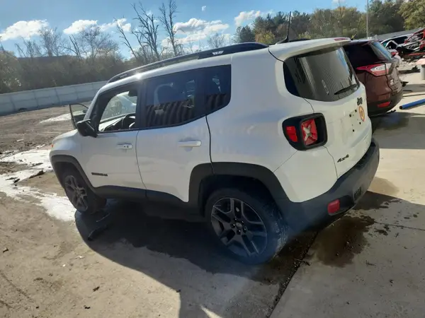 ZACNJDBB7MPM97389 2021 JEEP RENEGADE - Image 2