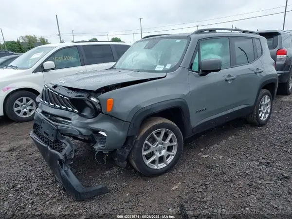 ZACNJDBB7MPN21609 2021 JEEP RENEGADE - Image 2