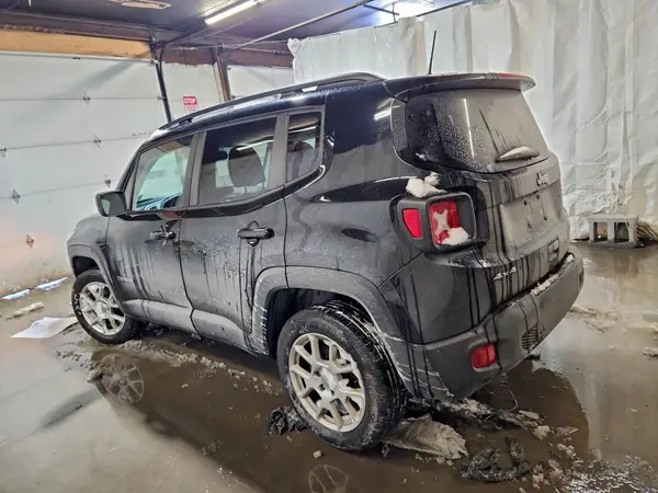 ZACNJDBB8MPM22880 2021 JEEP RENEGADE - Image 2