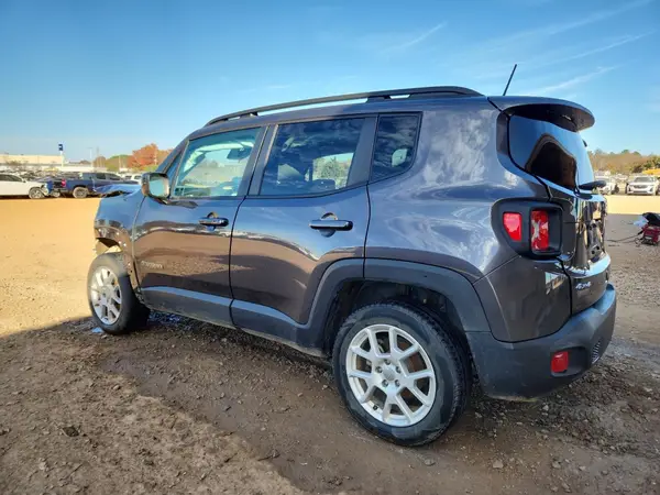 ZACNJDBB8MPM33524 2021 JEEP RENEGADE - Image 2