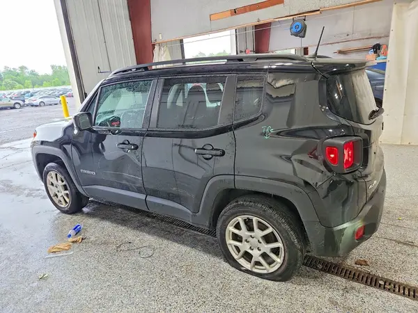 ZACNJDBB9MPM31149 2021 JEEP RENEGADE - Image 2