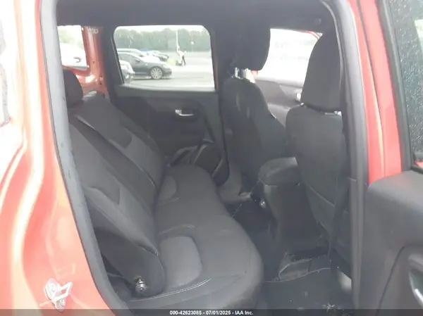 ZACNJDBB9MPN14886 2021 JEEP RENEGADE - Image 8