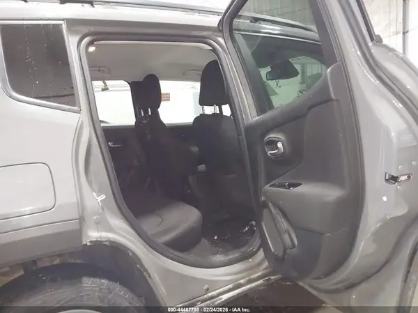 ZACNJDBB9MPN16220 2021 JEEP RENEGADE - Image 8
